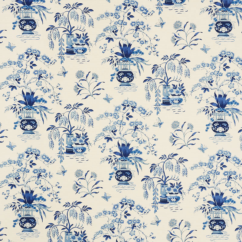 MING VASE - PORCELAIN